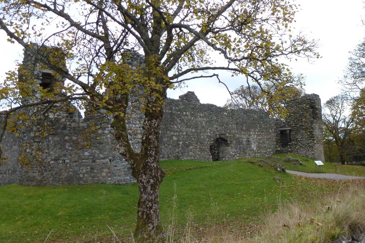 Old Inverlochy Castle